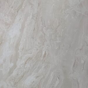 PVC Mermer Panel Alexander modeli, doğal gri mermer ve taş dokusunu modern damar geçişleriyle yansıtan dekoratif PVC duvar panelidir. Gri, beyaz ve antrasit tonlarının dengeli dağılımıyla modern iç mekân dekorasyonlarında TV ünitesi arkası, salon, ofis, otel, restoran, showroom, banyo ve mutfak duvar kaplamalarında kullanılan estetik mermer görünümlü PVC panel çözümüdür. Parlak yüzeyli, su geçirmez ve kolay temizlenebilir PVC-polimer yapısıyla uzun ömürlü kullanım sağlar. Alexander mermer deseni, mekânlara doğal taş hissi, güçlü mimari derinlik ve premium bir atmosfer kazandırır.